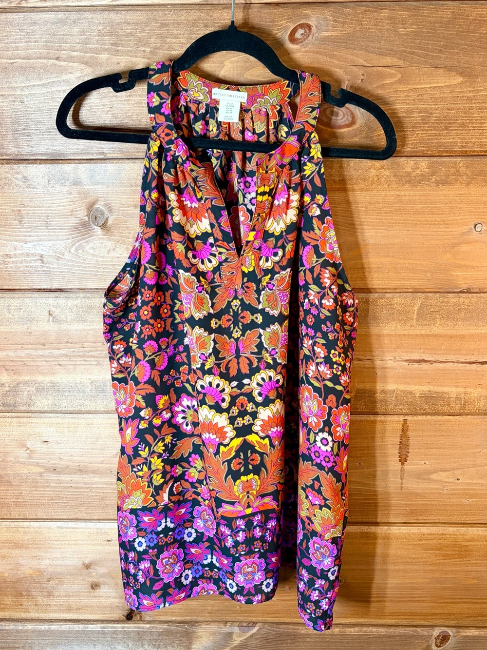 mercer & madison Black Floral Colorful Boho Halter Tank Top Size Medium 💕💜